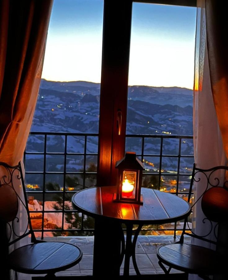 Hotel La Rocca Saint-Marin Extérieur photo