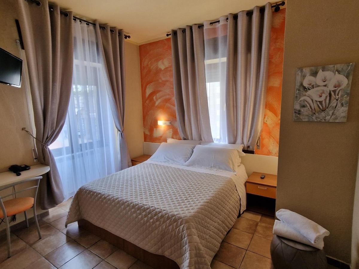 Hotel La Rocca Saint-Marin Extérieur photo