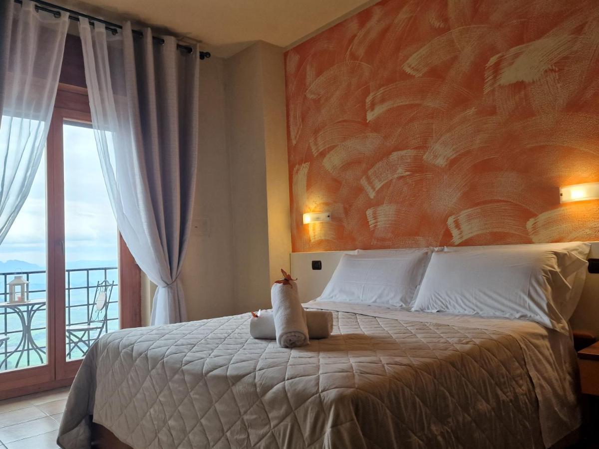 Hotel La Rocca Saint-Marin Extérieur photo
