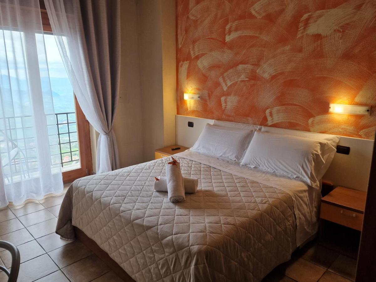 Hotel La Rocca Saint-Marin Extérieur photo